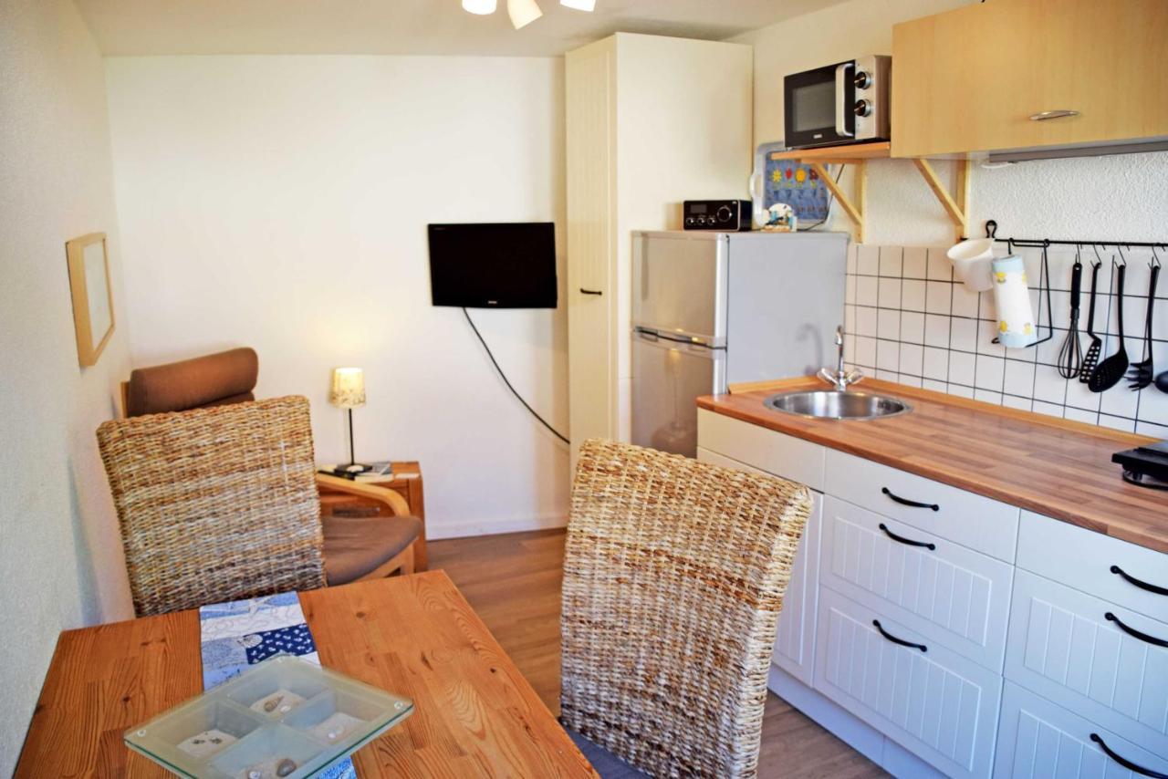 Ferienhaus Zum Hafen In Altefaehr Zewnętrze zdjęcie