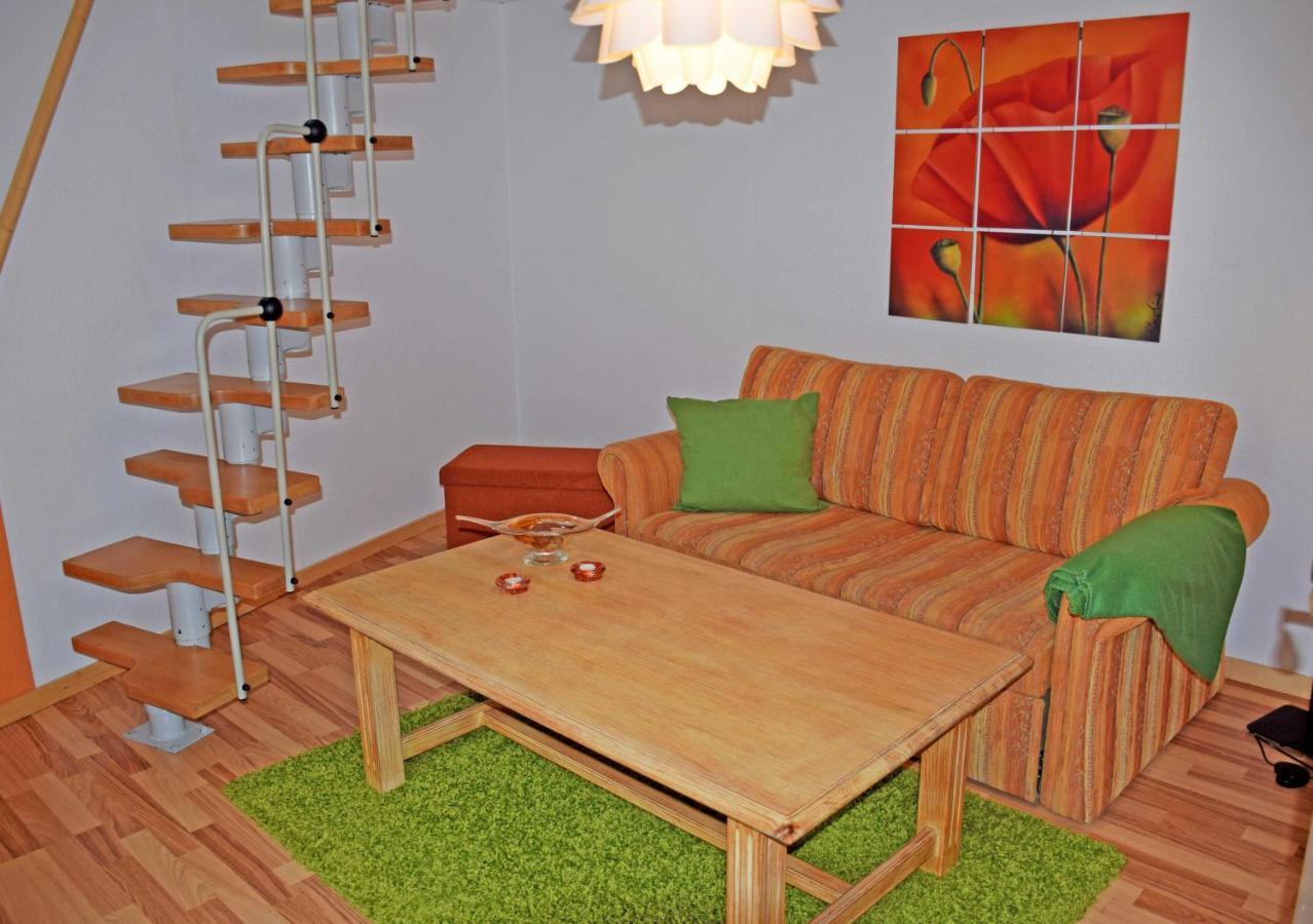 Ferienhaus Zum Hafen In Altefaehr Zewnętrze zdjęcie
