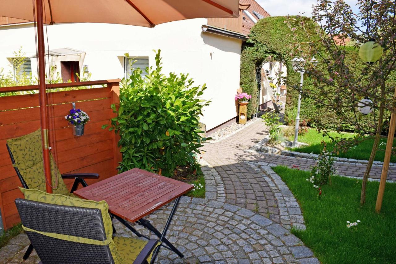 Ferienhaus Zum Hafen In Altefaehr Zewnętrze zdjęcie