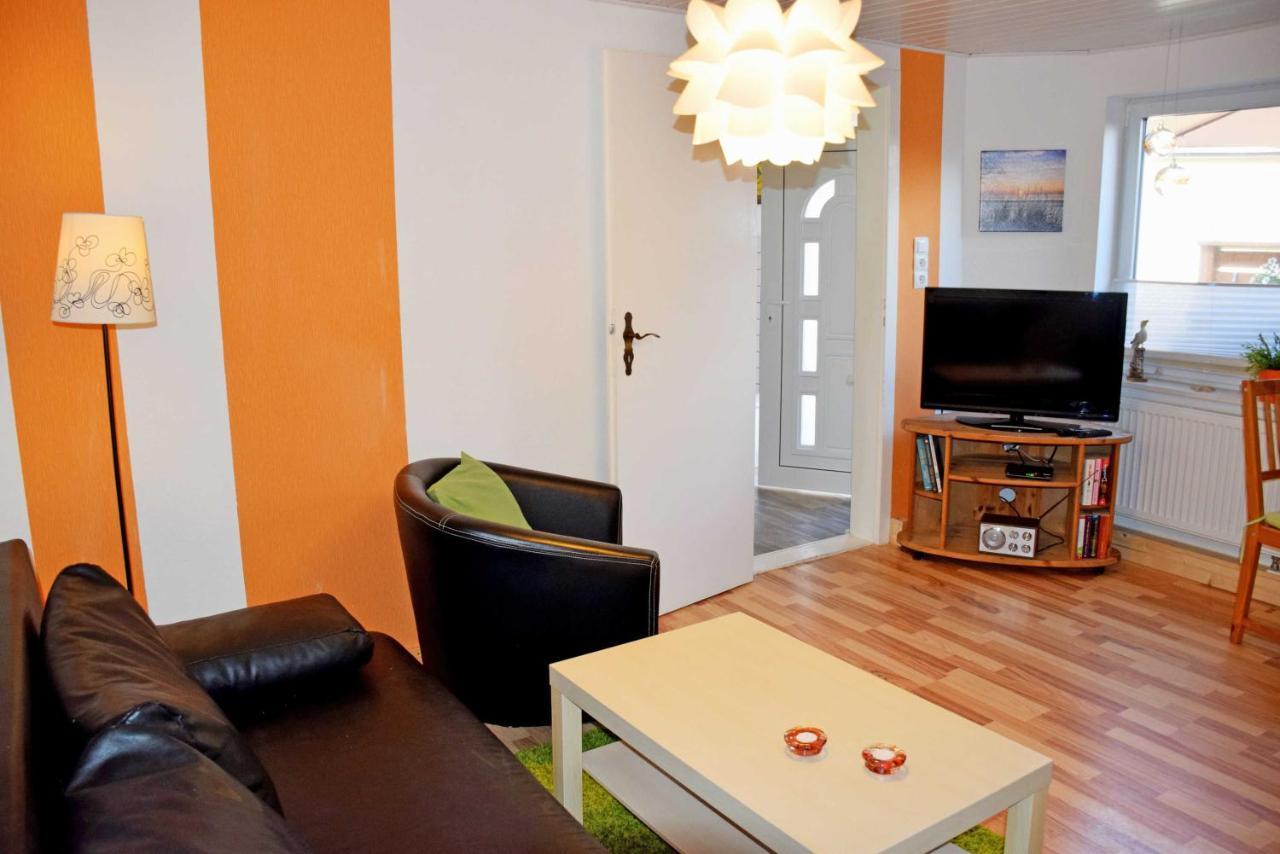 Ferienhaus Zum Hafen In Altefaehr Zewnętrze zdjęcie