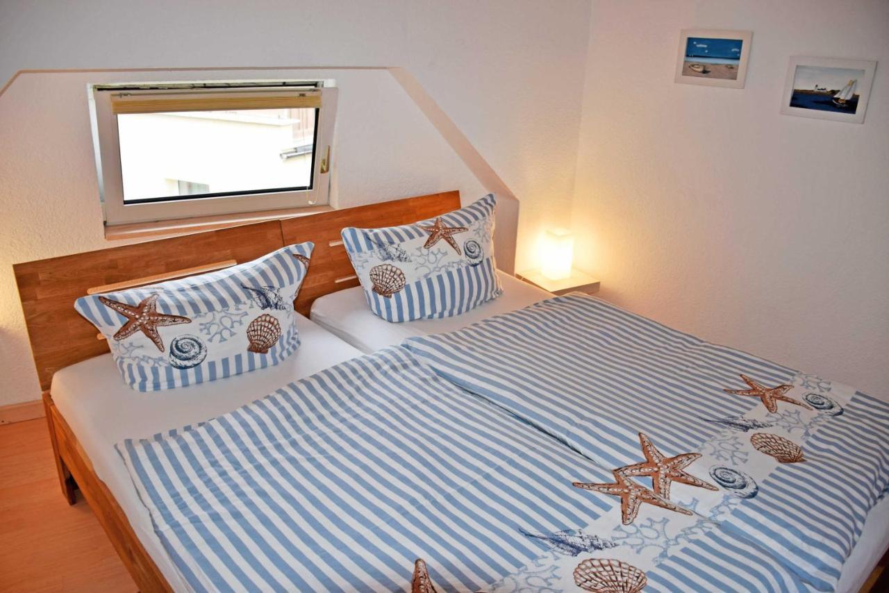 Ferienhaus Zum Hafen In Altefaehr Zewnętrze zdjęcie