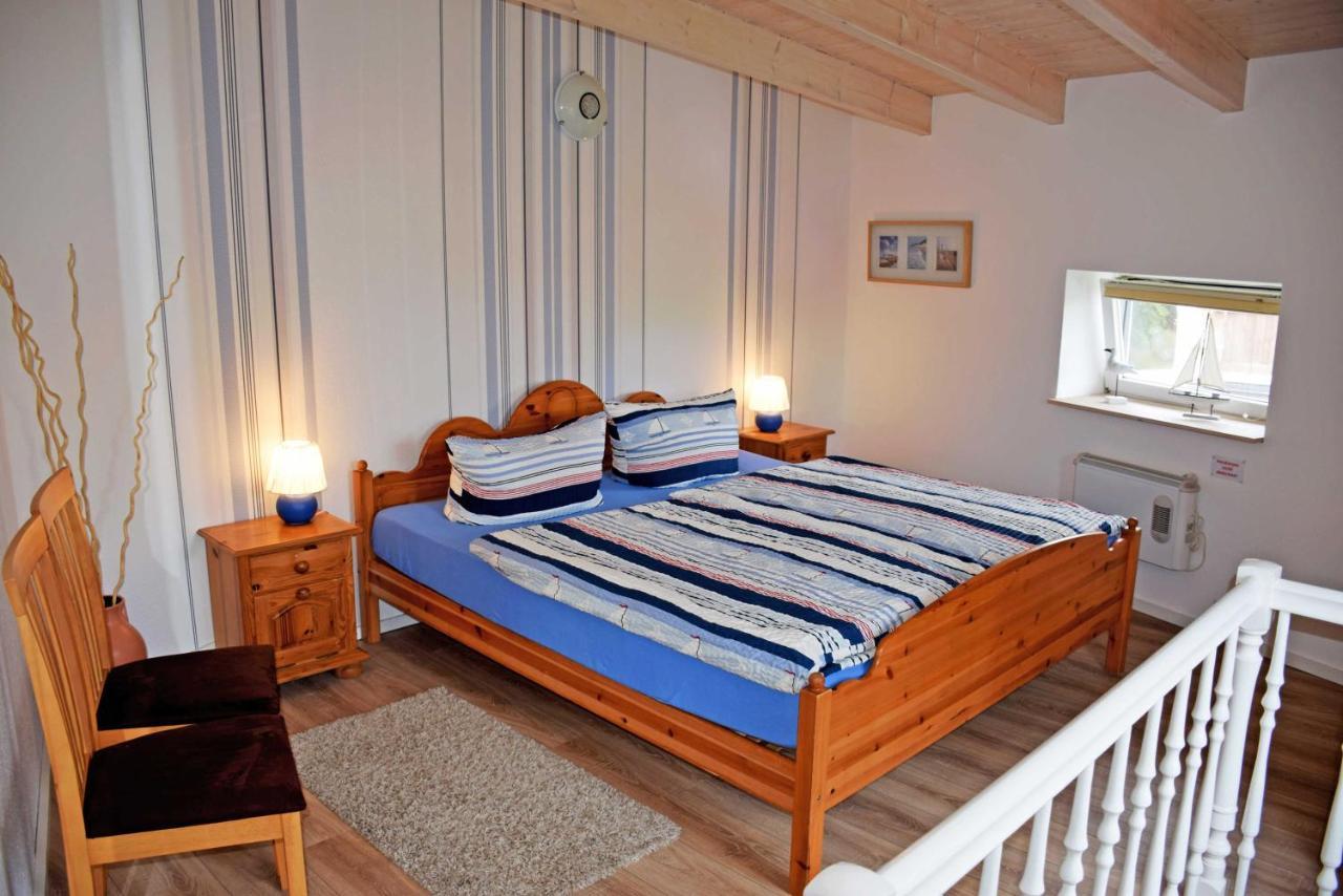 Ferienhaus Zum Hafen In Altefaehr Zewnętrze zdjęcie